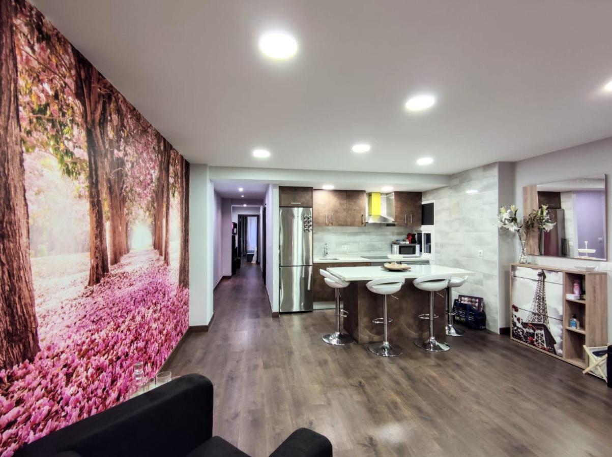 Luxury New Apartment City Centre & Beach, Аликанте Экстерьер фото