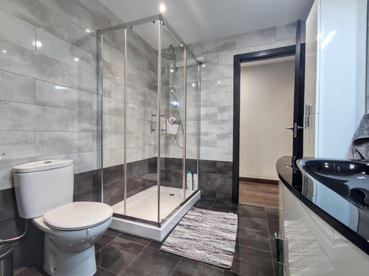 Luxury New Apartment City Centre & Beach, Аликанте Экстерьер фото