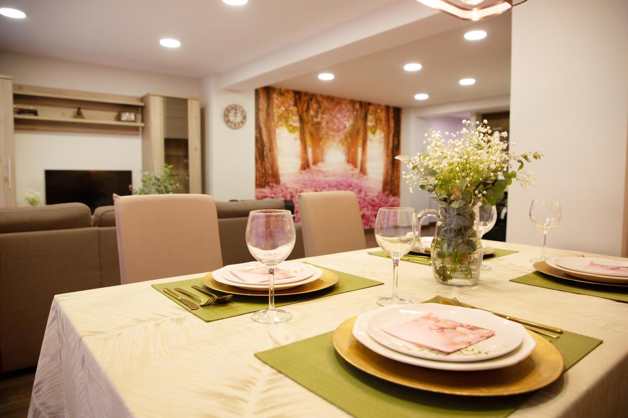 Luxury New Apartment City Centre & Beach, Аликанте Экстерьер фото